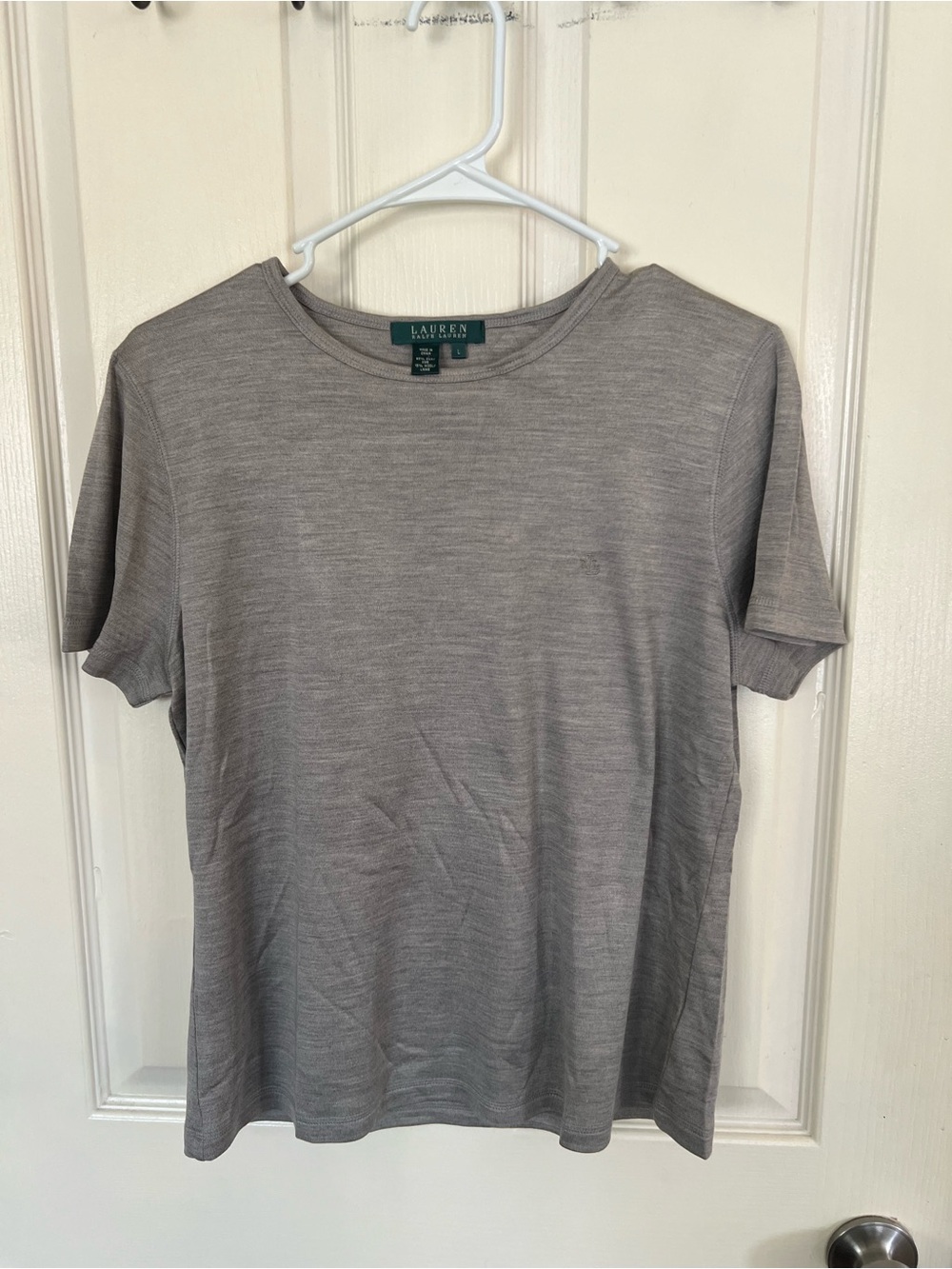 Lauren Ralph Lauren 85% Silk Gray/Taupe Short Sleeve Tee Shirt L - Picture 7 of 10